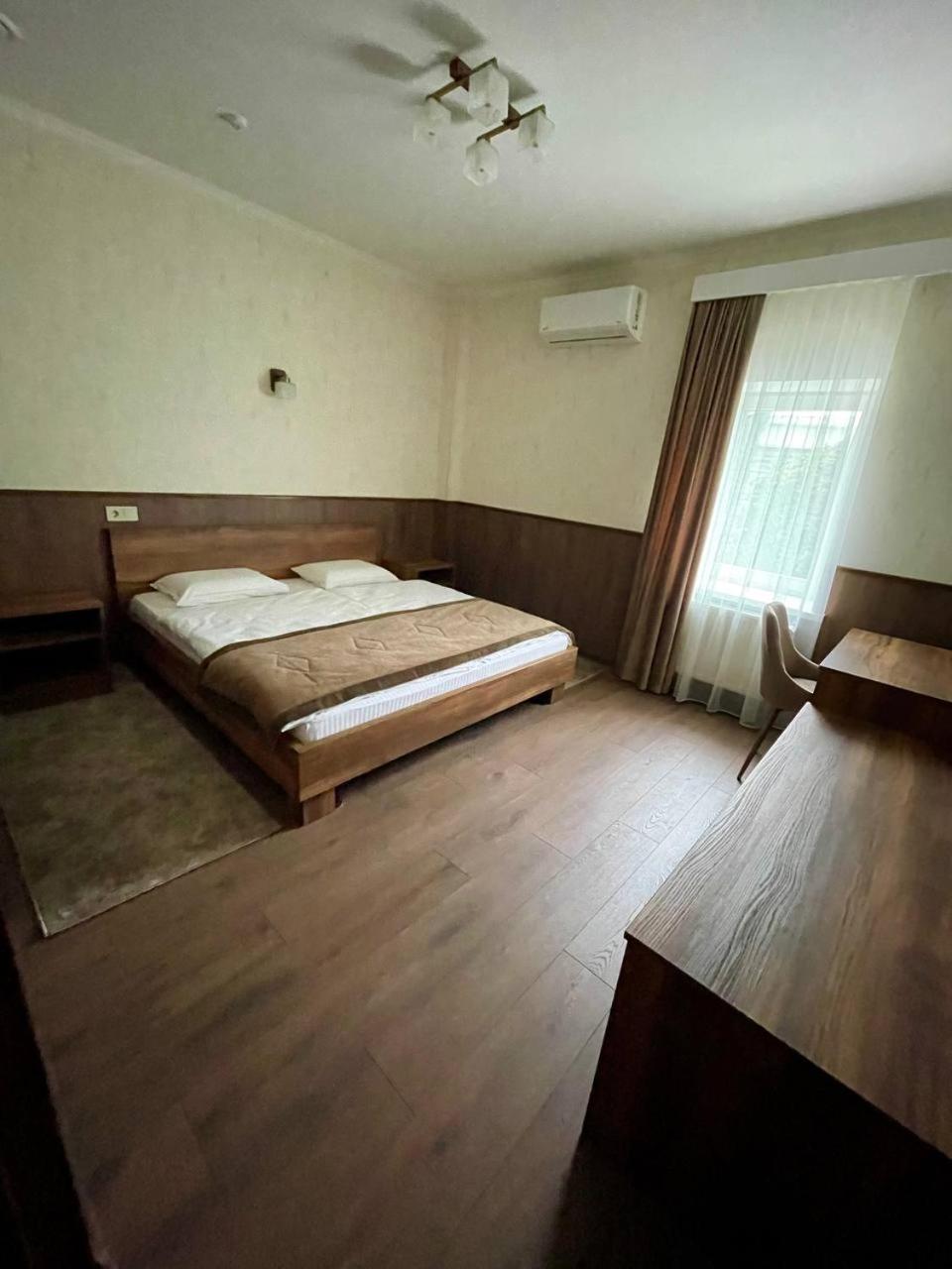 Sport Hotel 2 Tsjerkasy Buitenkant foto